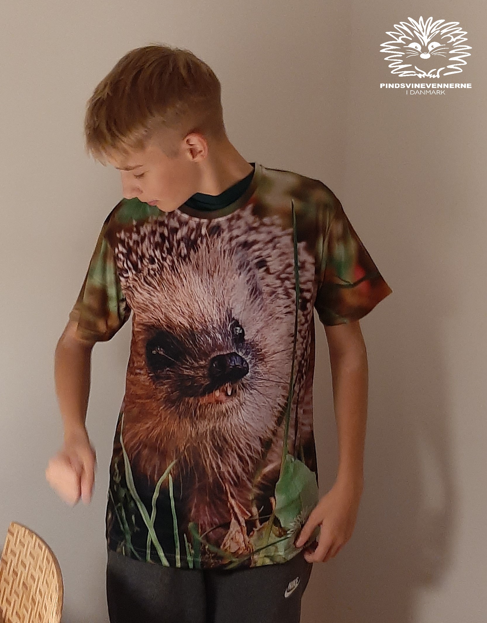 Unisex T-shirt med Smilende pindsvin - Billede 3