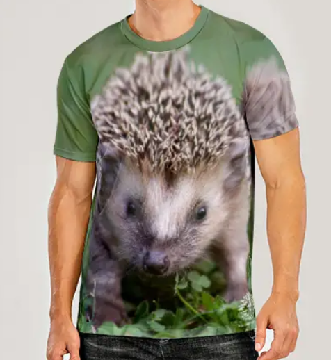 Unisex T-shirt med pindsvineunge